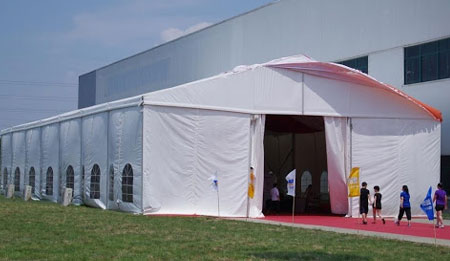 event tent suppliers in uae