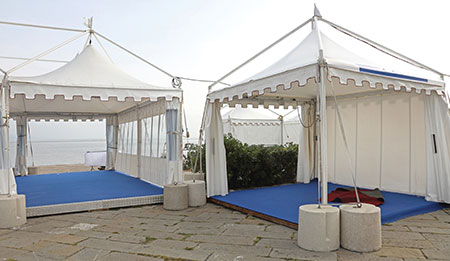 gazebo tents for family gathering