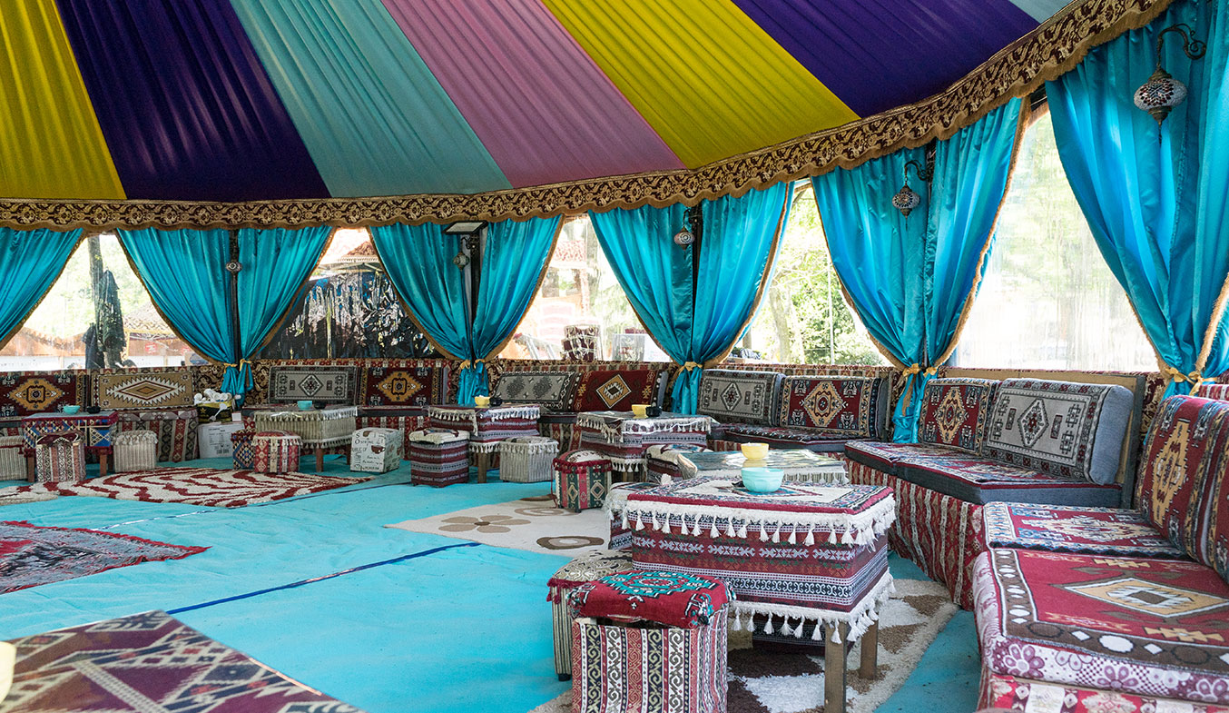 majlis tent rentals in dubai